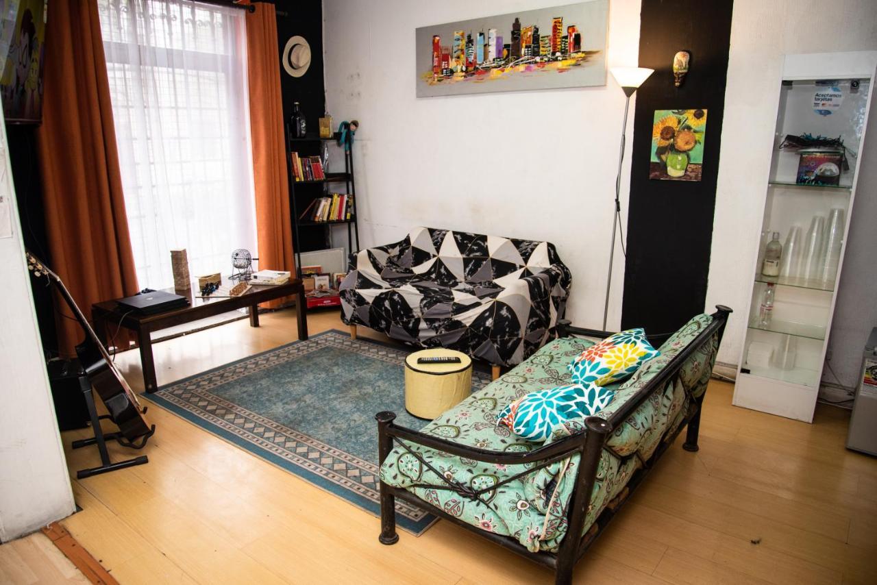 Urbano Hostel Santiago Luaran gambar