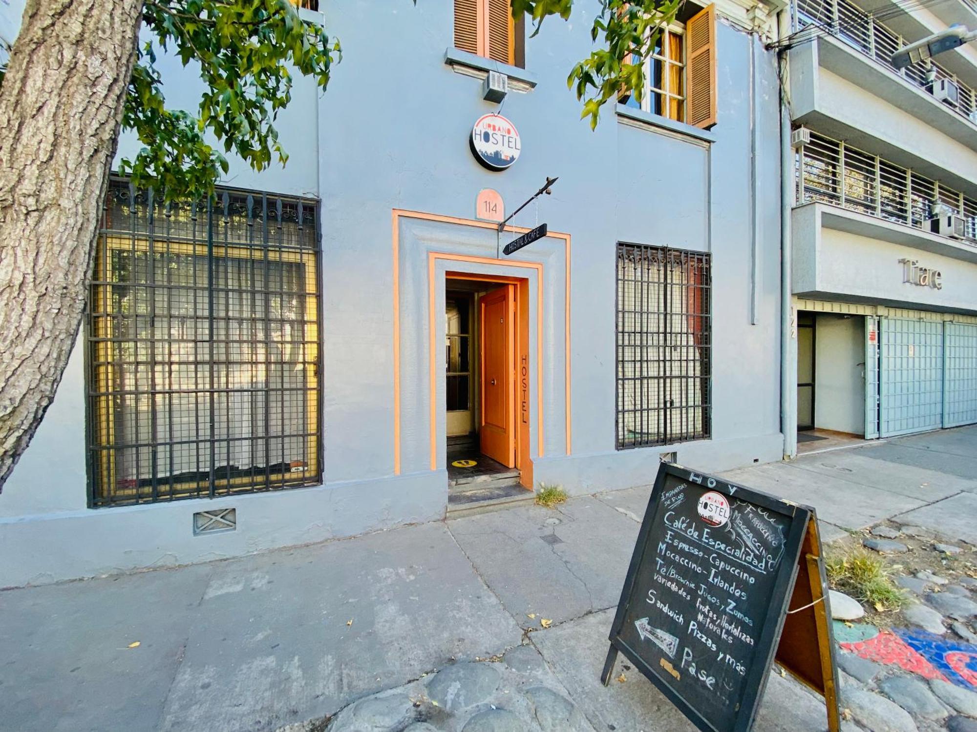 Urbano Hostel Santiago Luaran gambar