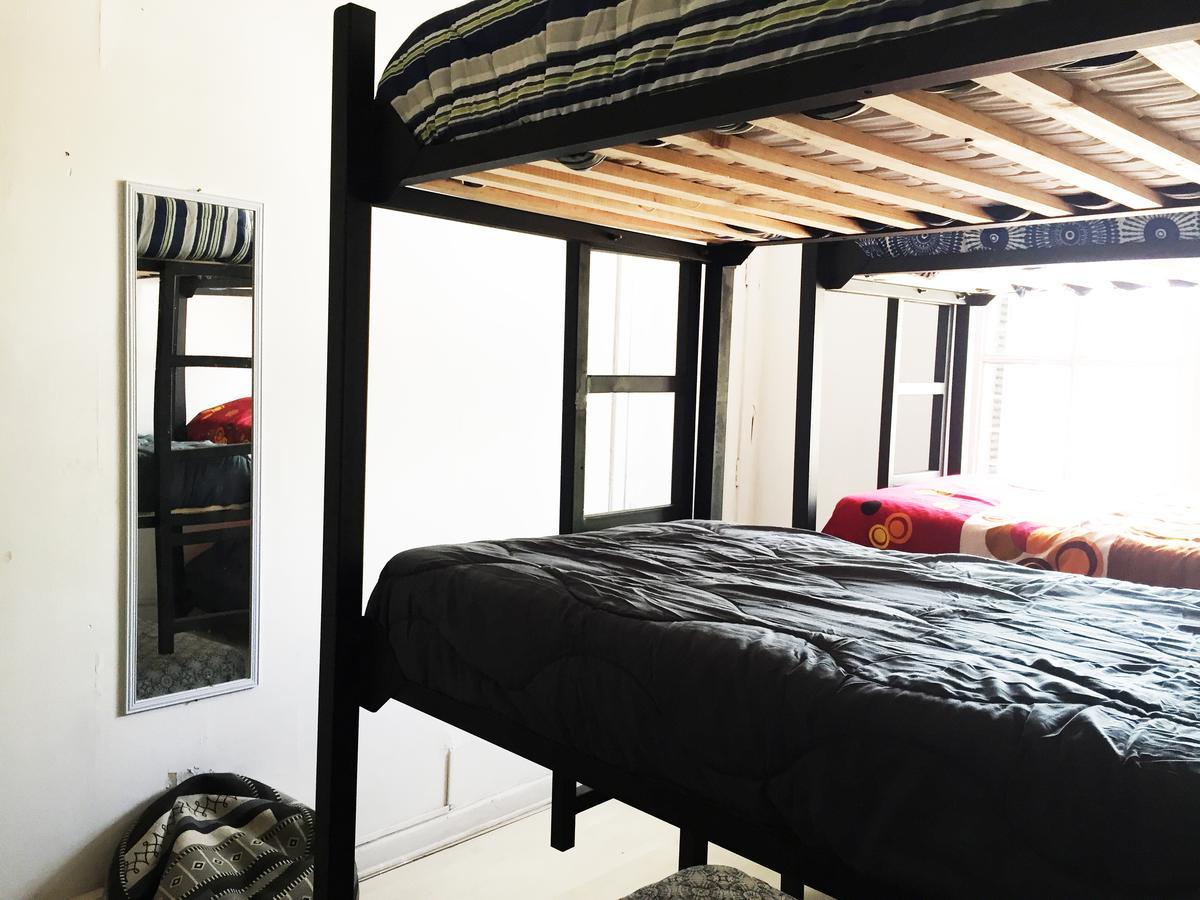 Urbano Hostel Santiago Luaran gambar